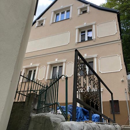 Ferienwohnung Ioannis Karlsbad Exterior foto