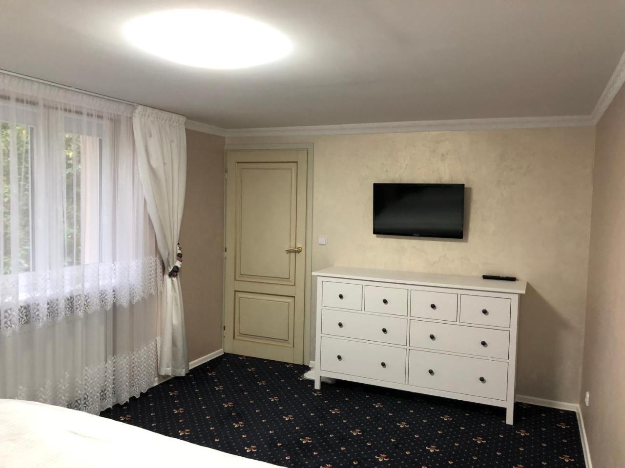 Ferienwohnung Ioannis Karlsbad Exterior foto